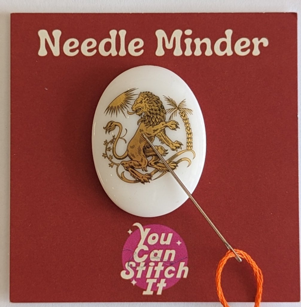 Vintage Zodiac Needle Minder - Leo