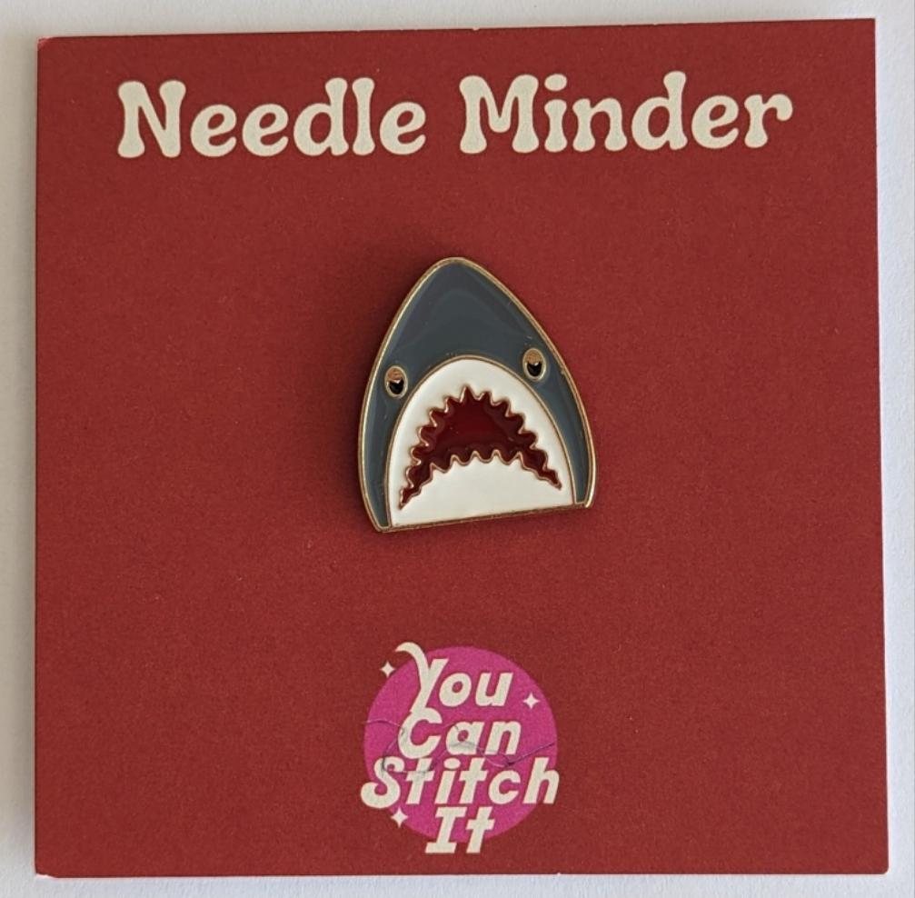Grey Shark Needle Minder
