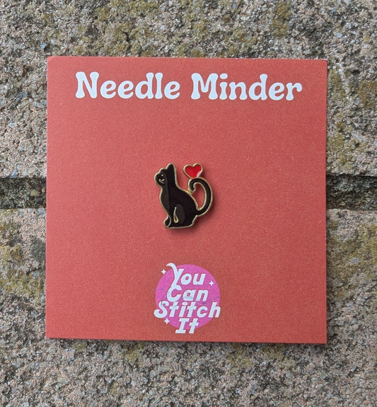 Black Cat Needle Minder