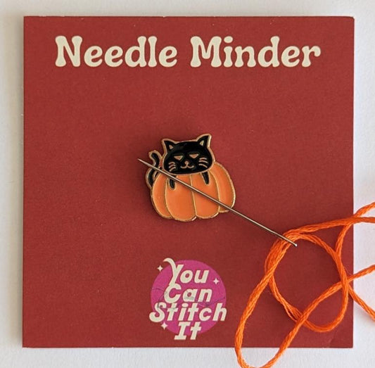 Black Pumpkin Cat Needle Minder