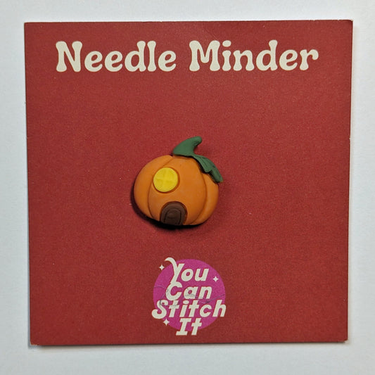 Pumpkin House Needle Minder